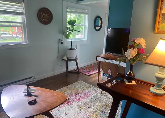 Boho-Chic Studio - Unit 1