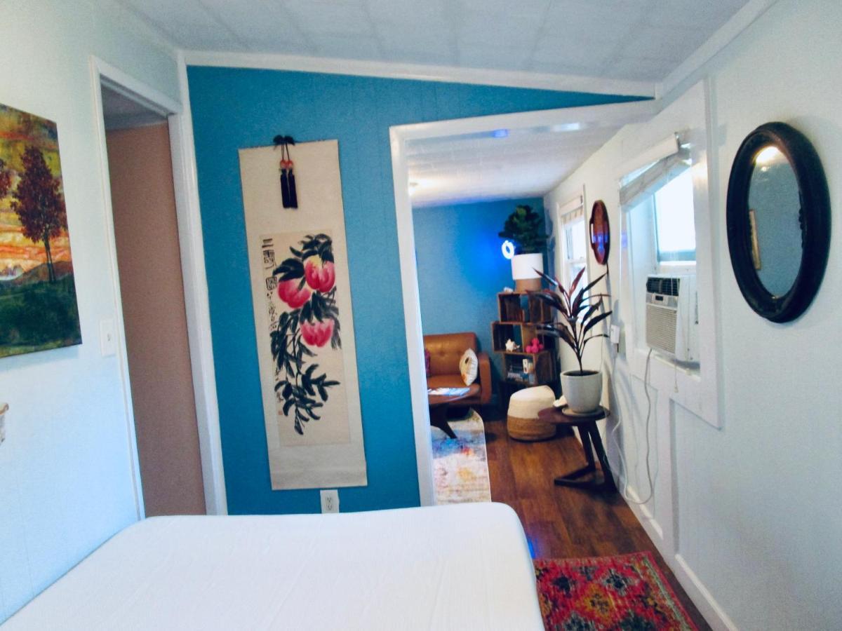 Boho-chic - Unit 1 Apartment